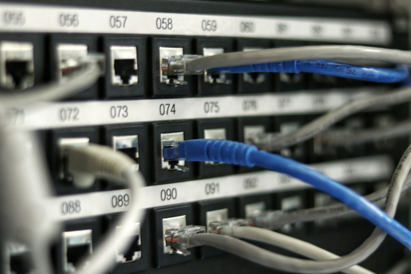 Unraveling the Wires: A Telecom Analysis Group Guide to Network Cabling